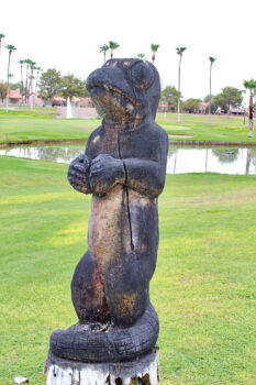 The 'Gecko' carving is located at hole 9 on the right side of the fairway in front of the water hazard. (Photo courtesy of SunBird resident and photographer Kendall Ronning)